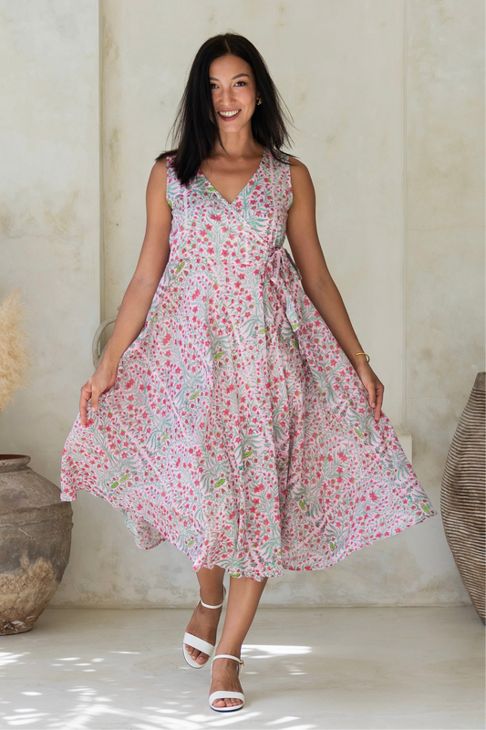 Lilia Sleeveless Dress in Vintage Blush Pink