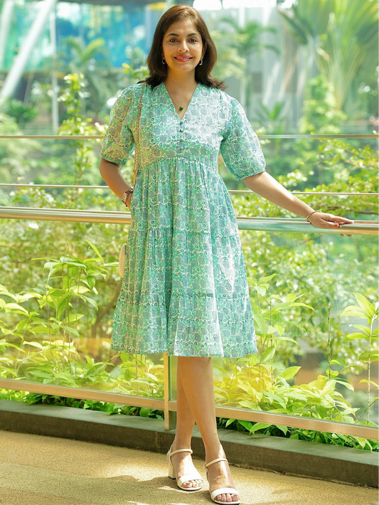 Senna Short Sleeve Dress in Aqua Green